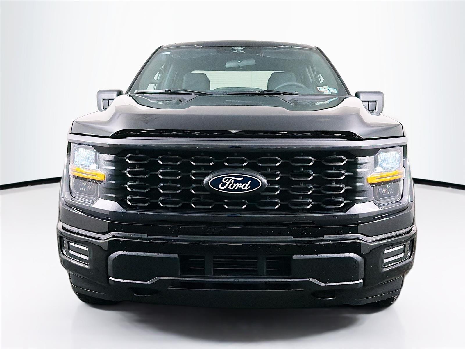 View vehicle photo 2