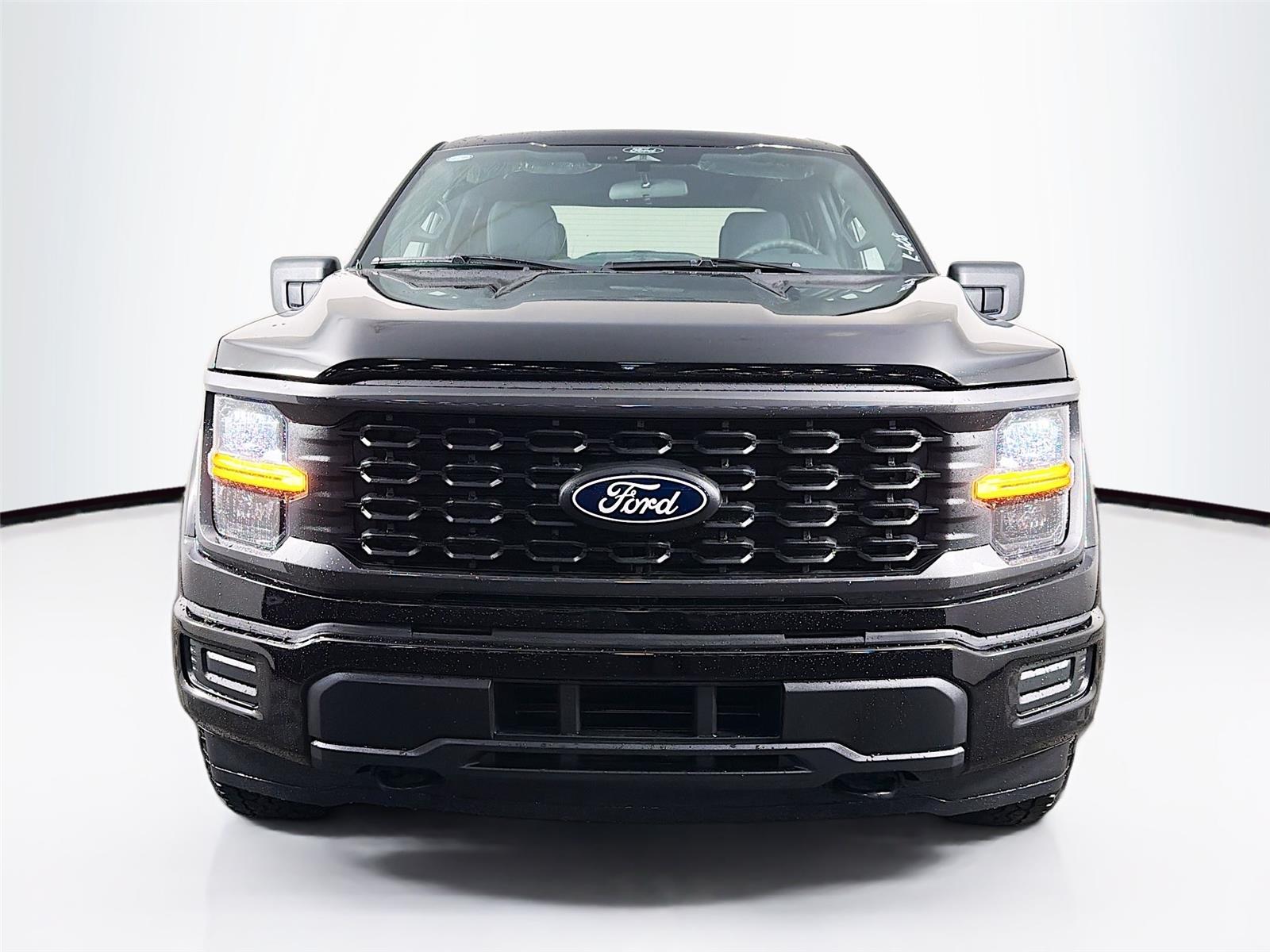 View vehicle photo 2