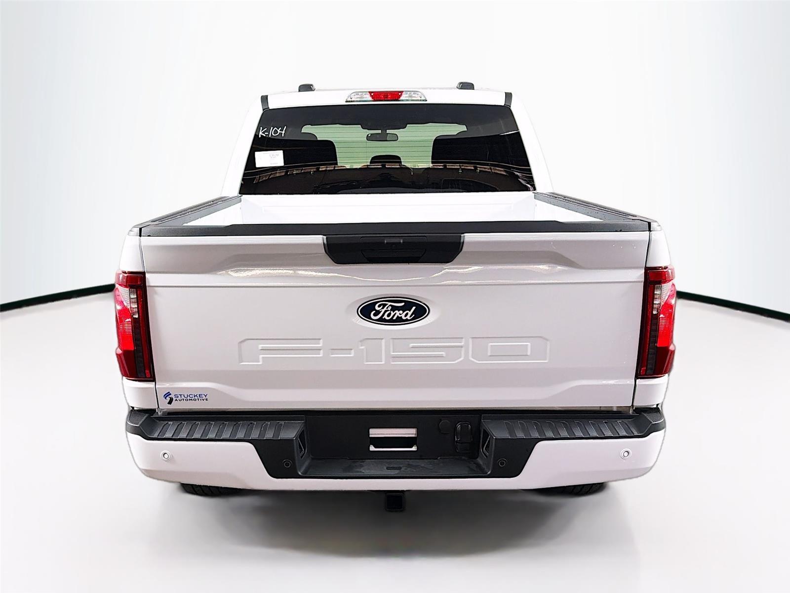 View vehicle photo 6