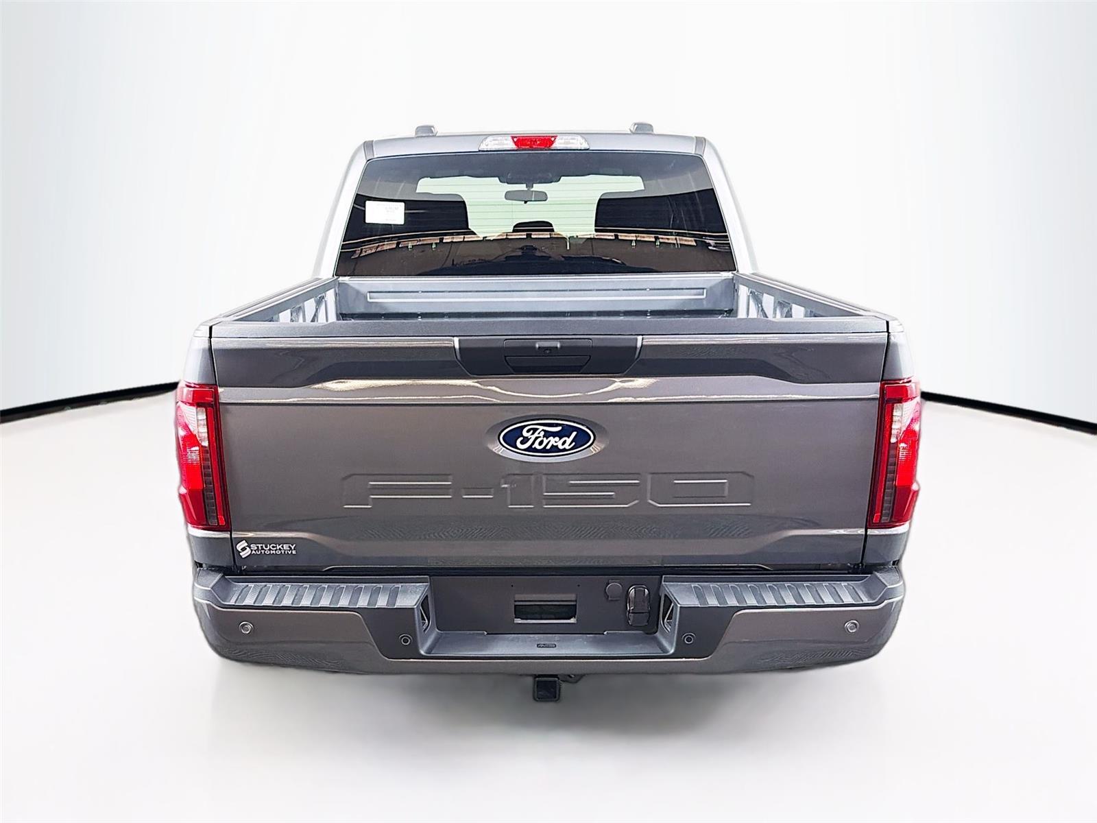 View vehicle photo 6