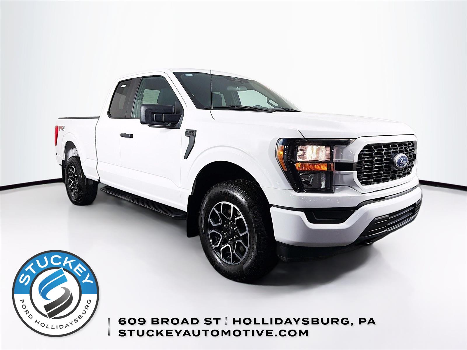 2023 Ford F-150 XL SuperCab 4WD