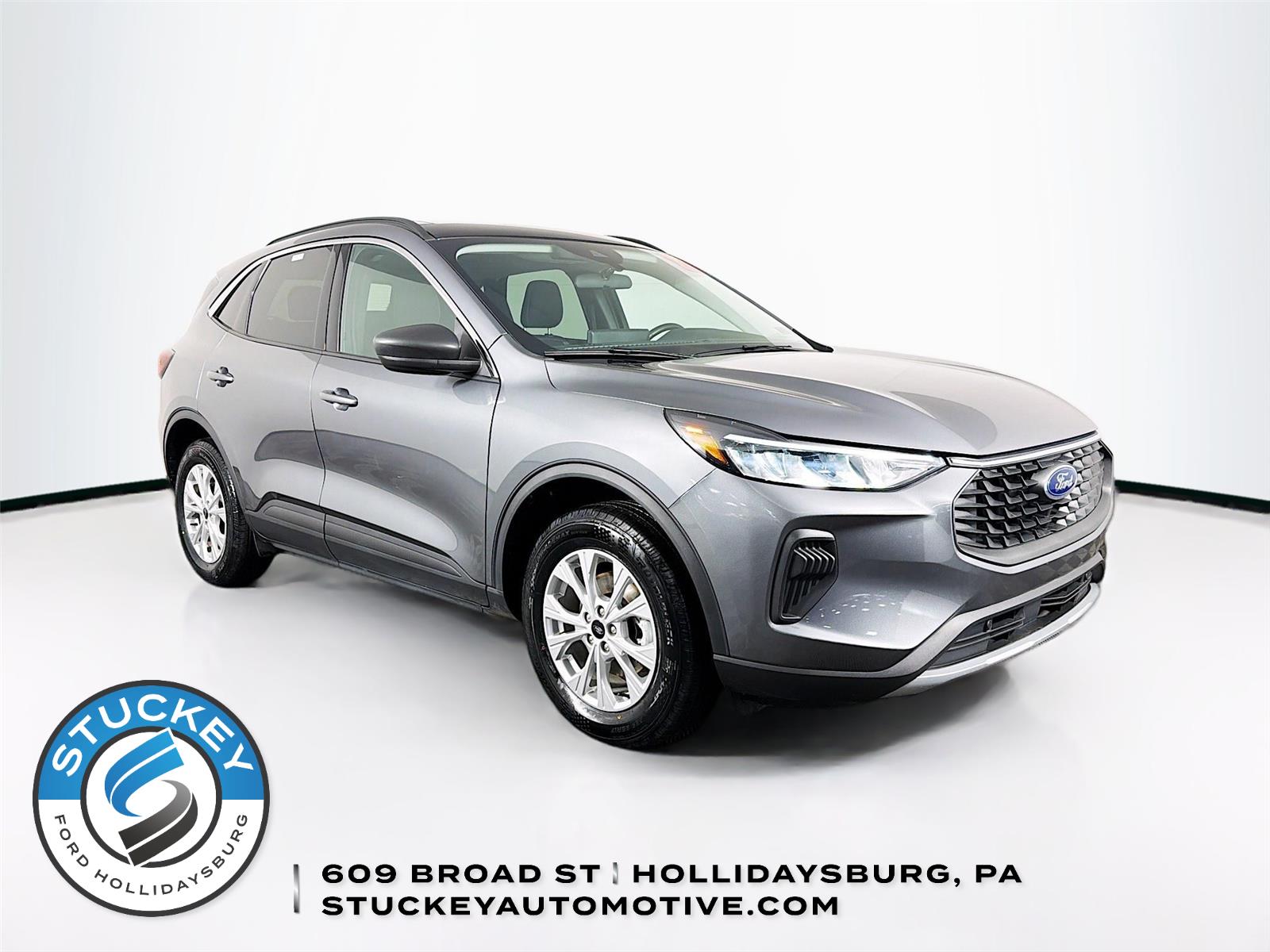 Carbonized Gray 2024 Ford Escape Active AWD SUV / Crossover All-Wheel Drive 8-Speed Automatic