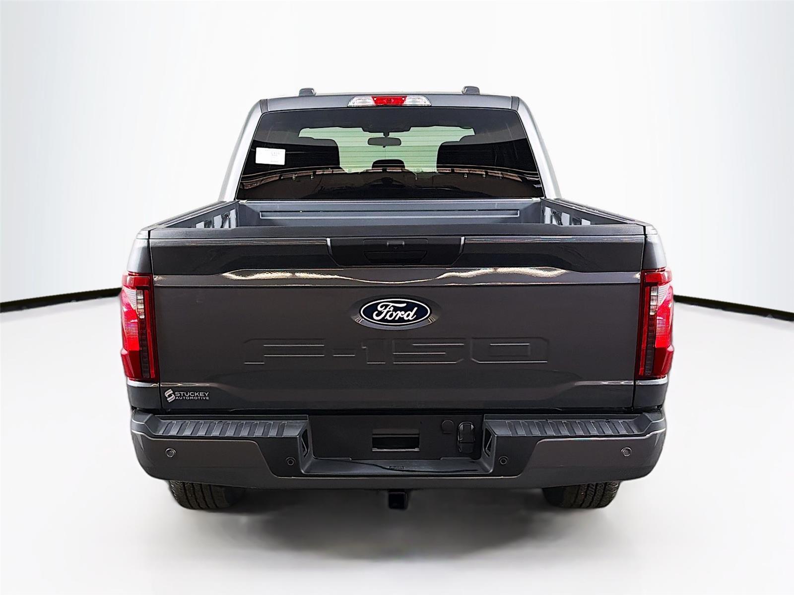 View vehicle photo 6