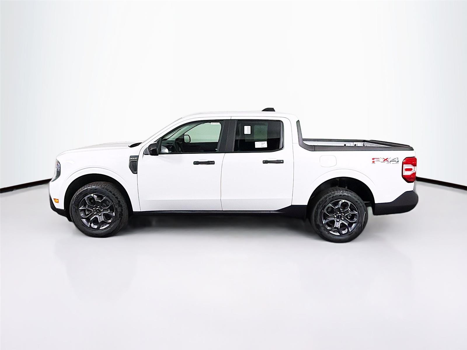 View vehicle photo 4