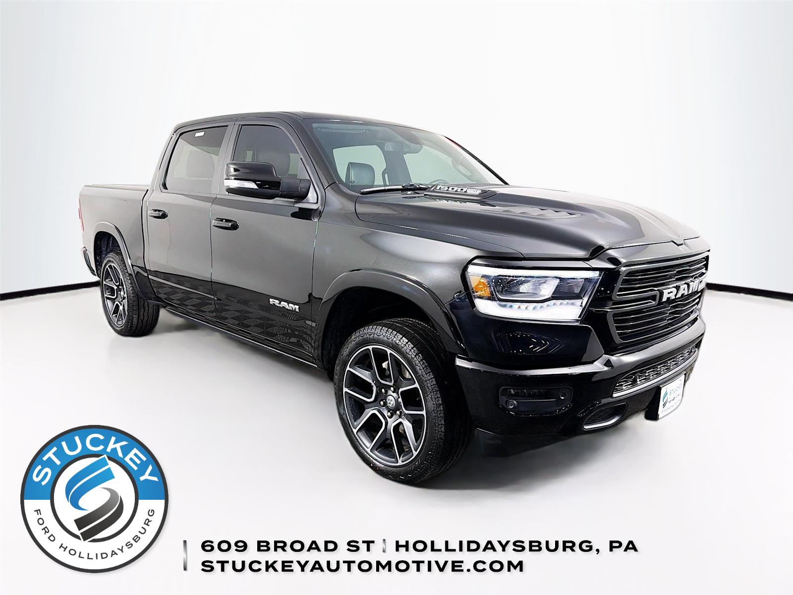 2019 RAM 1500 Laramie Crew Cab 4WD