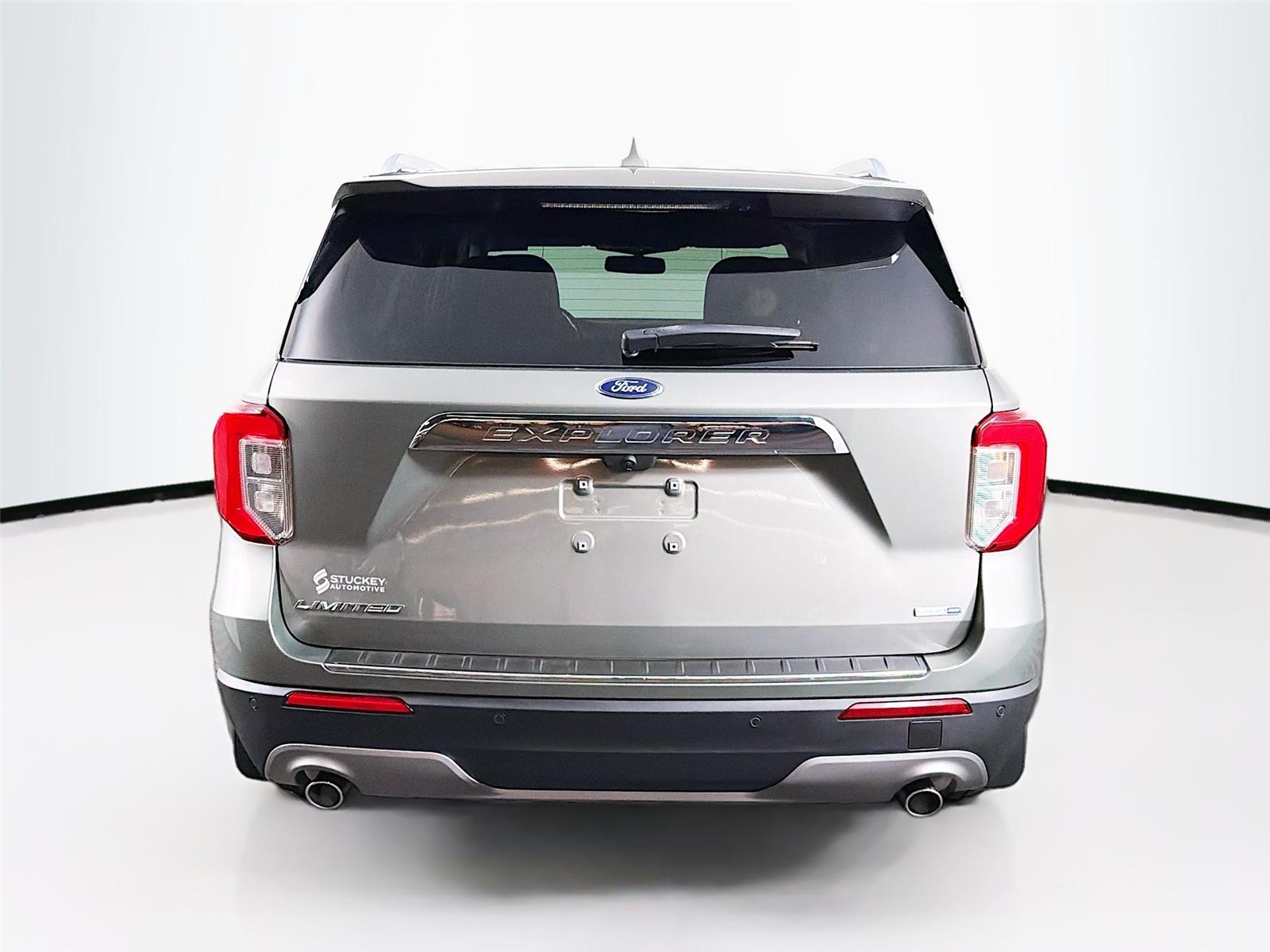 View vehicle photo 6