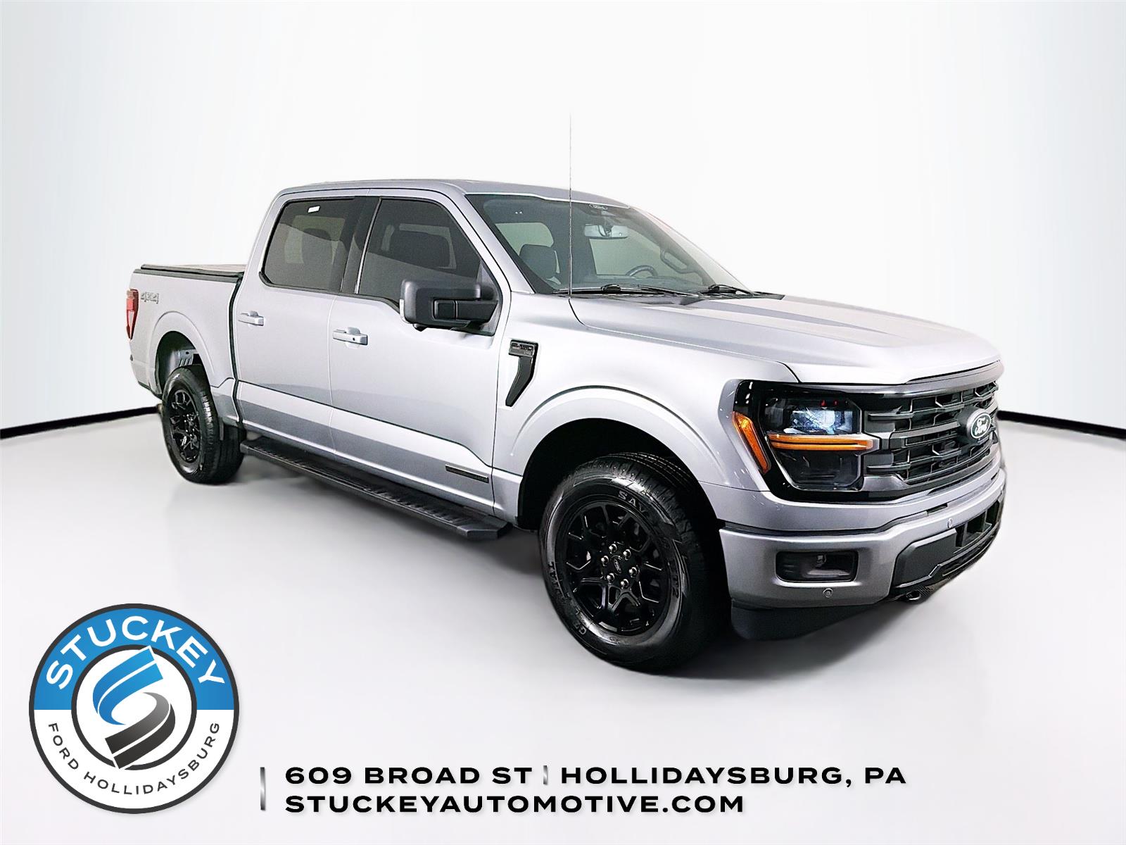 Iconic Silver 2024 Ford F-150 XLT SuperCrew 4WD Pickup Truck Four-Wheel Drive Automatic