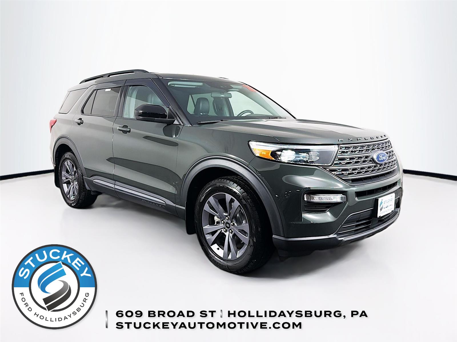 Forged Green 2022 Ford Explorer XLT AWD SUV / Crossover All-Wheel Drive Automatic