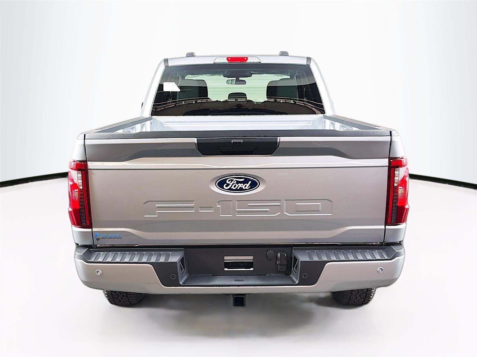View vehicle photo 6