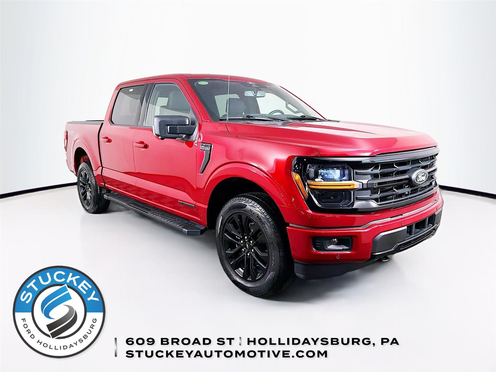 Rapid Red Metallic Tinted Clearcoat 2025 Ford F-150 XLT SuperCrew 4WD Pickup Truck Four-Wheel Drive Automatic