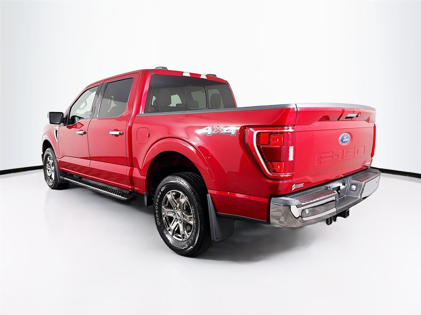 View vehicle photo 5