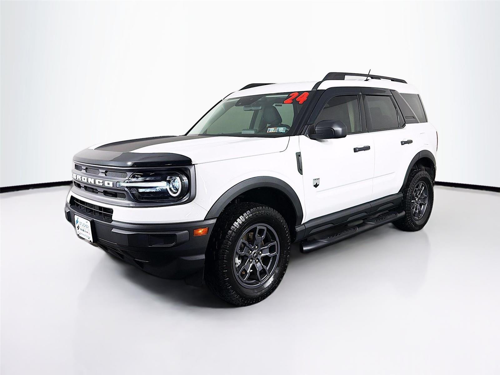 View vehicle photo 3