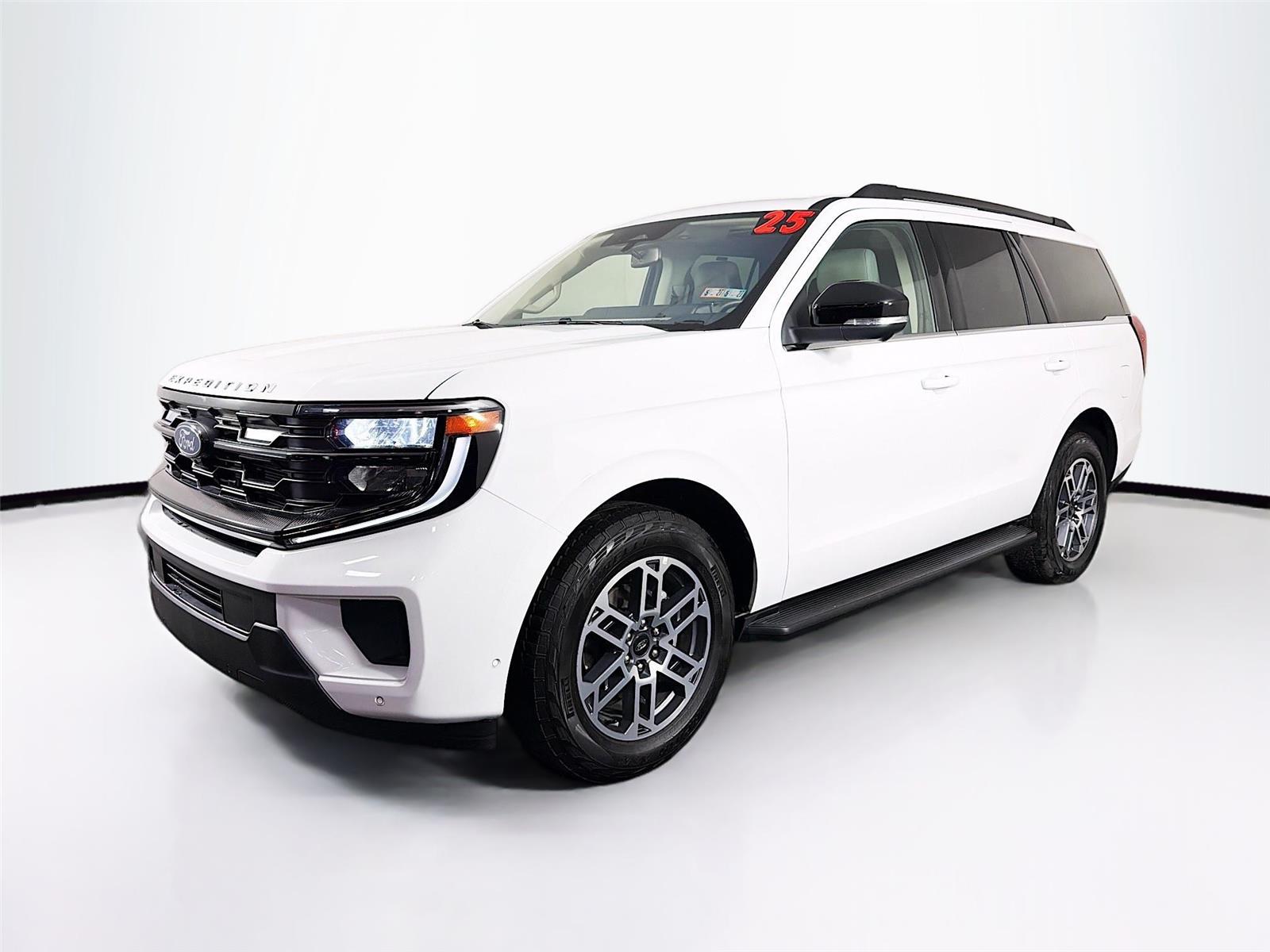 View vehicle photo 3