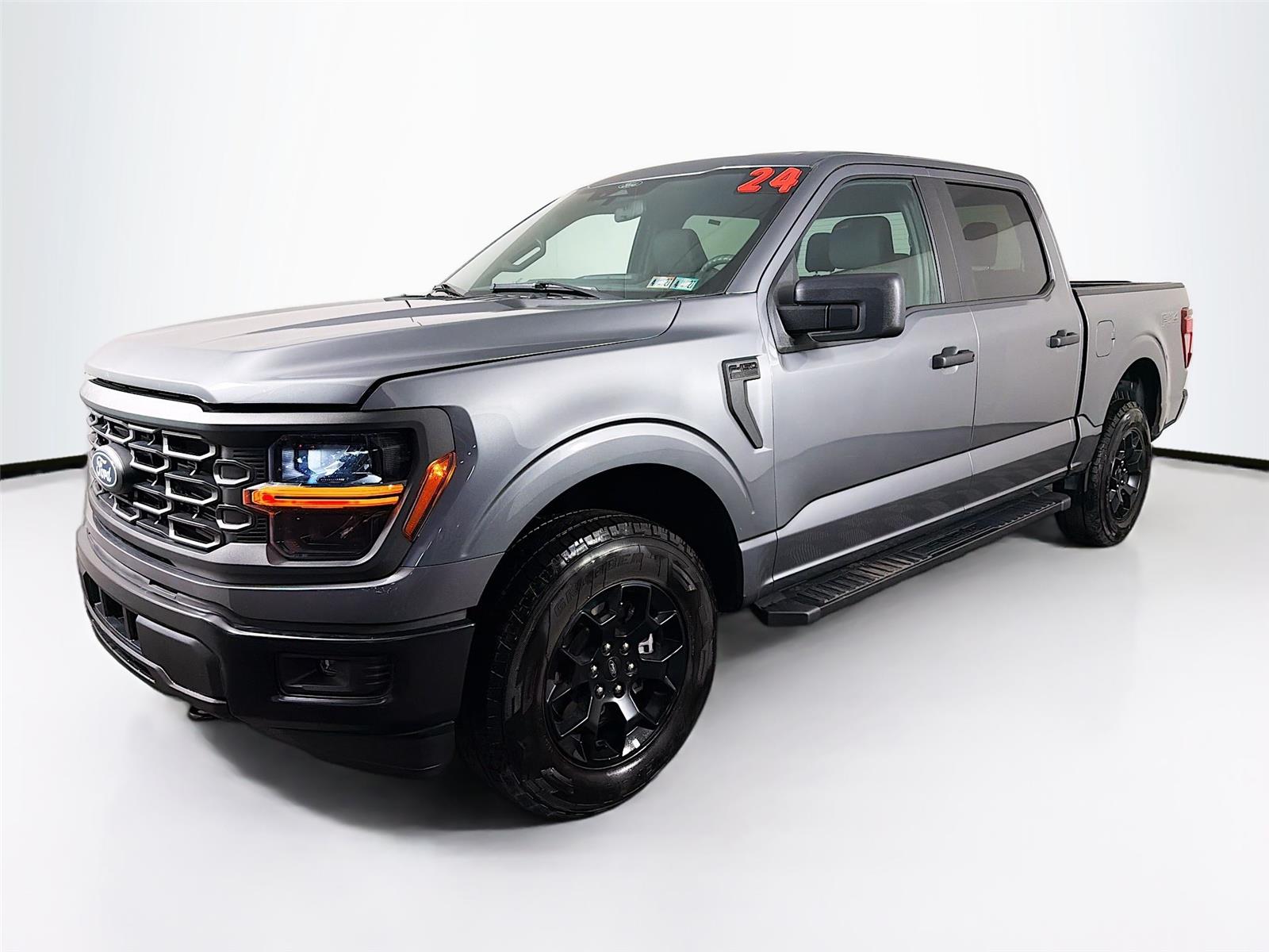 View vehicle photo 3