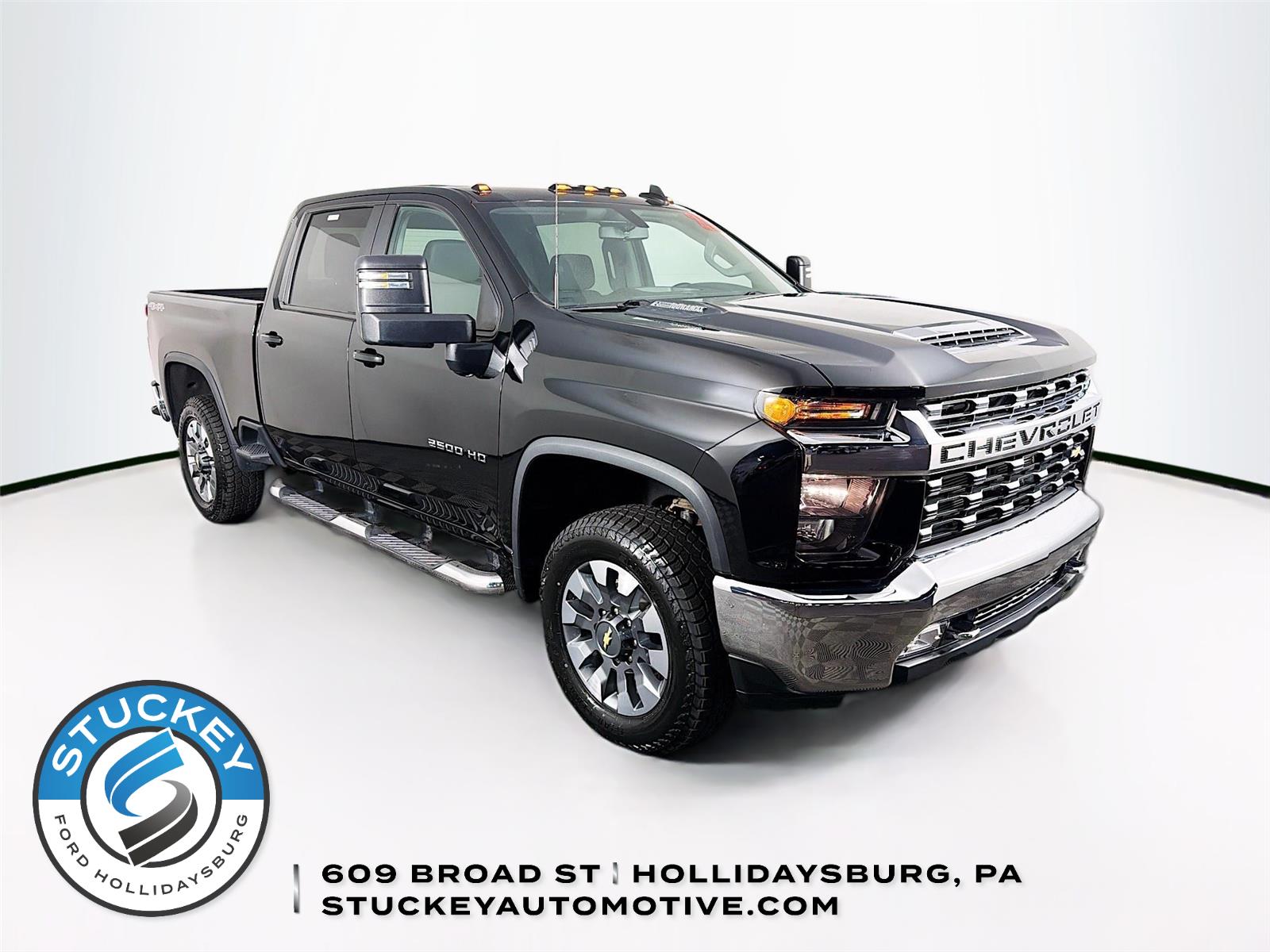Black 2022 Chevrolet Silverado 2500HD LT Crew Cab 4WD Pickup Truck Four-Wheel Drive Automatic