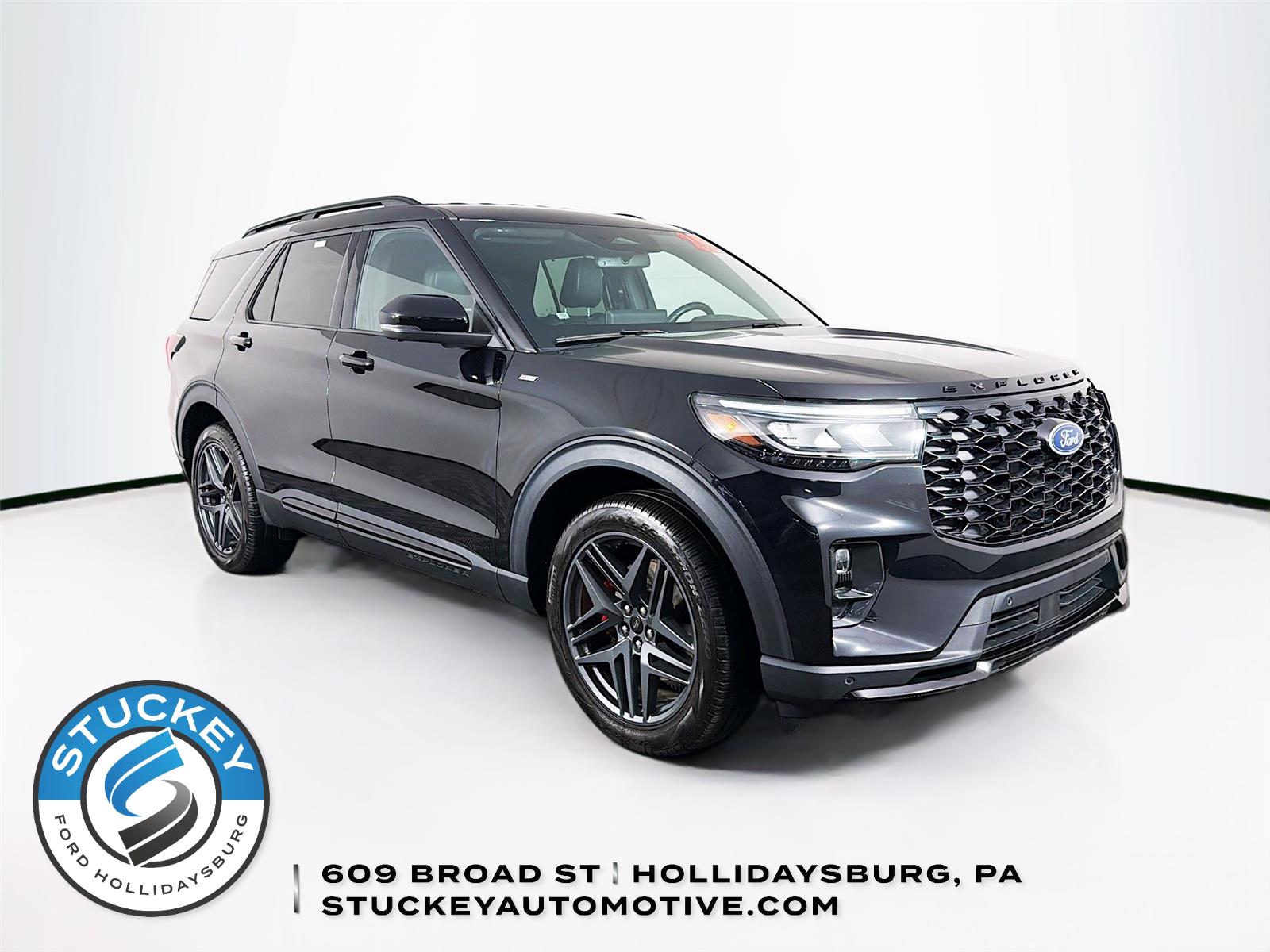 2025 Ford Explorer ST-Line AWD