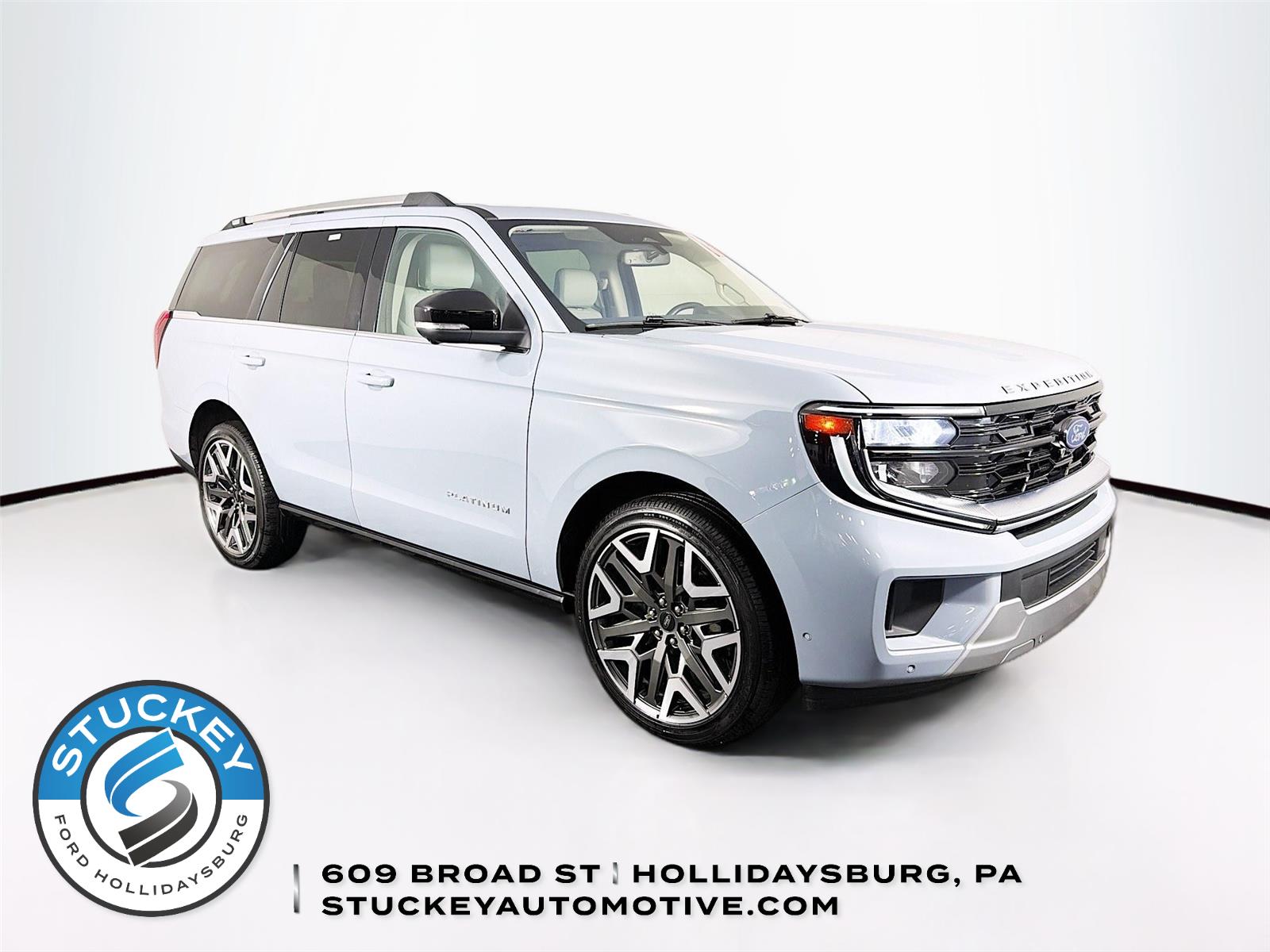 Glacier Gray Metallic Tri-Coat 2025 Ford Expedition Platinum 4WD SUV / Crossover Four-Wheel Drive Automatic