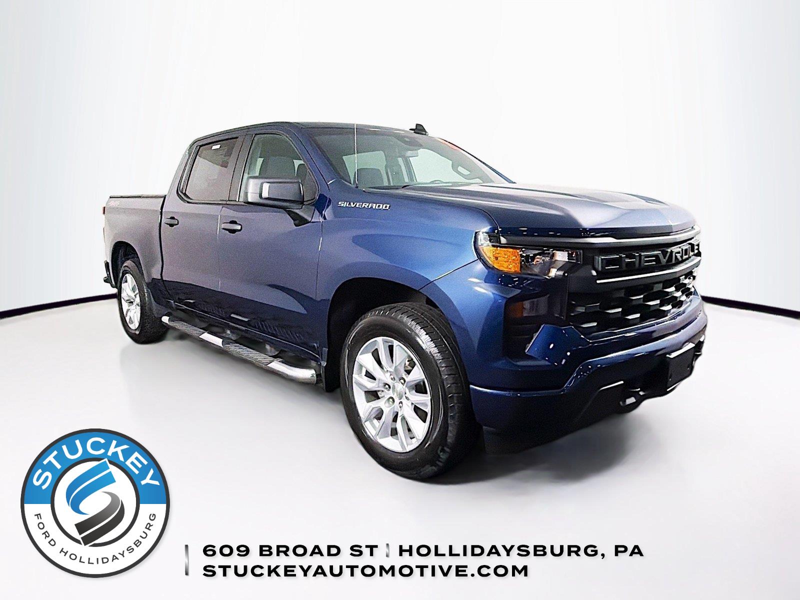 Northsky Blue Metallic 2023 Chevrolet Silverado 1500 Pickup Truck Four-Wheel Drive 8-Speed Automatic