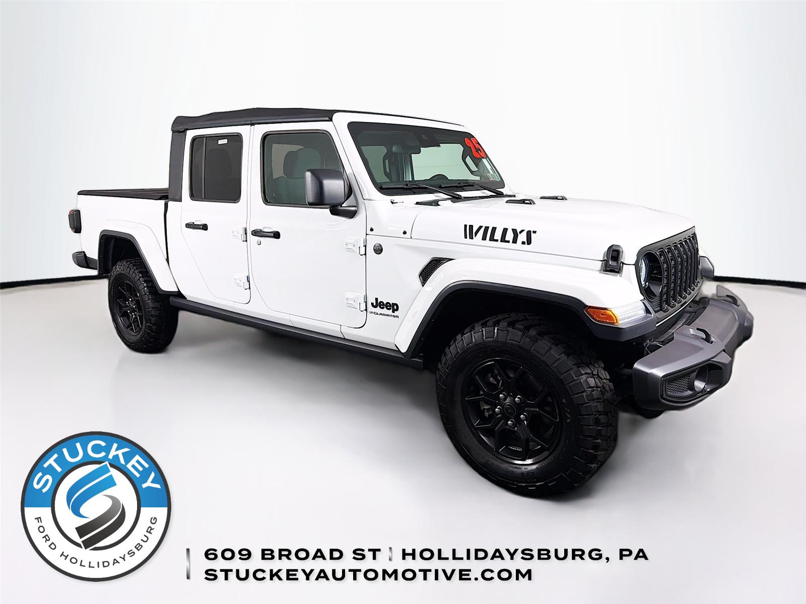  2025 Jeep Gladiator Willys Crew Cab 4WD   