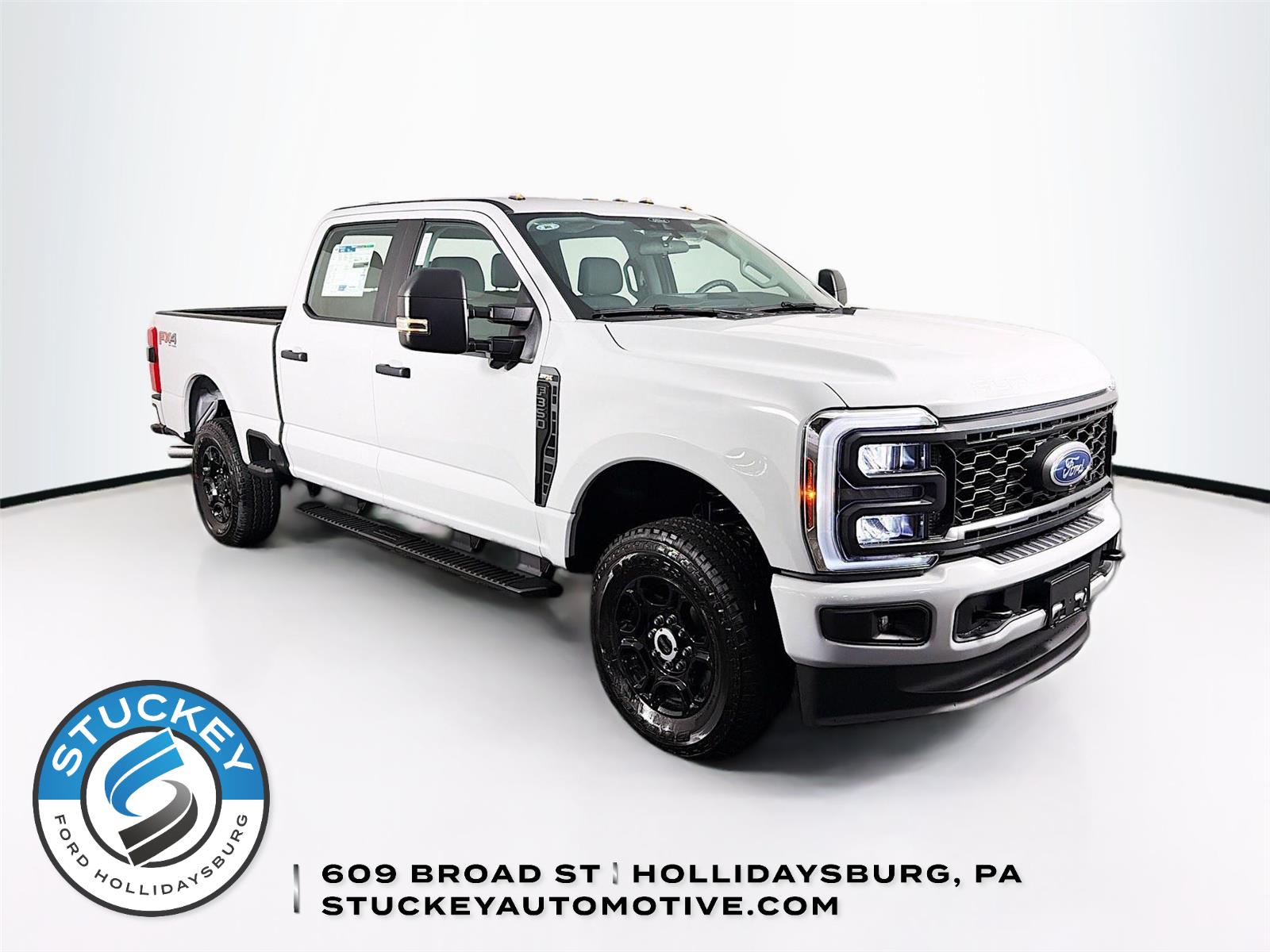 Avalanche Gray 2026 Ford F-350 Super Duty Pickup Truck Four-Wheel Drive Automatic