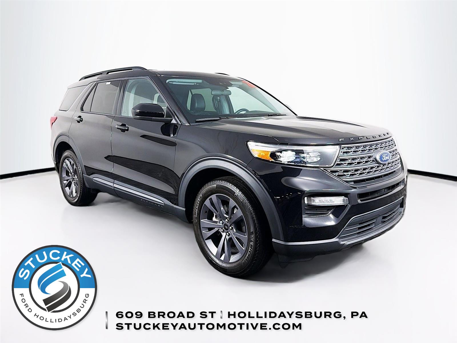 Agate Black 2024 Ford Explorer SUV / Crossover All-Wheel Drive Automatic