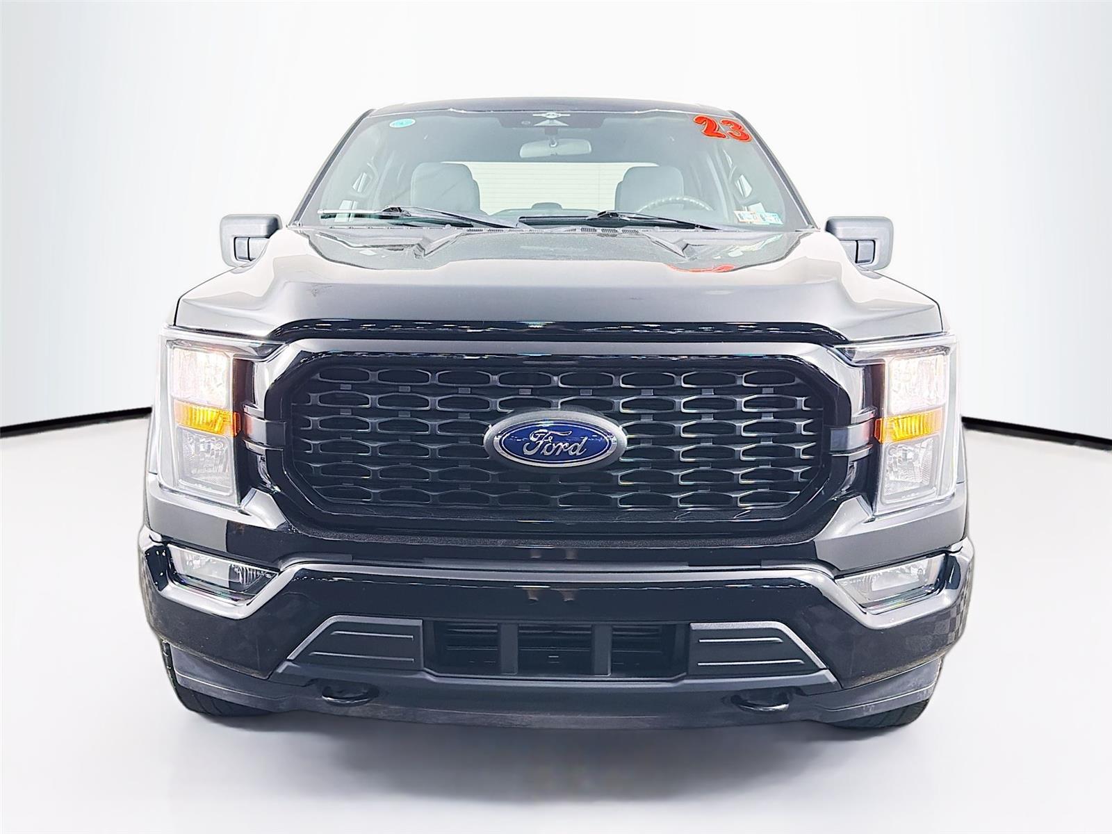 View vehicle photo 6