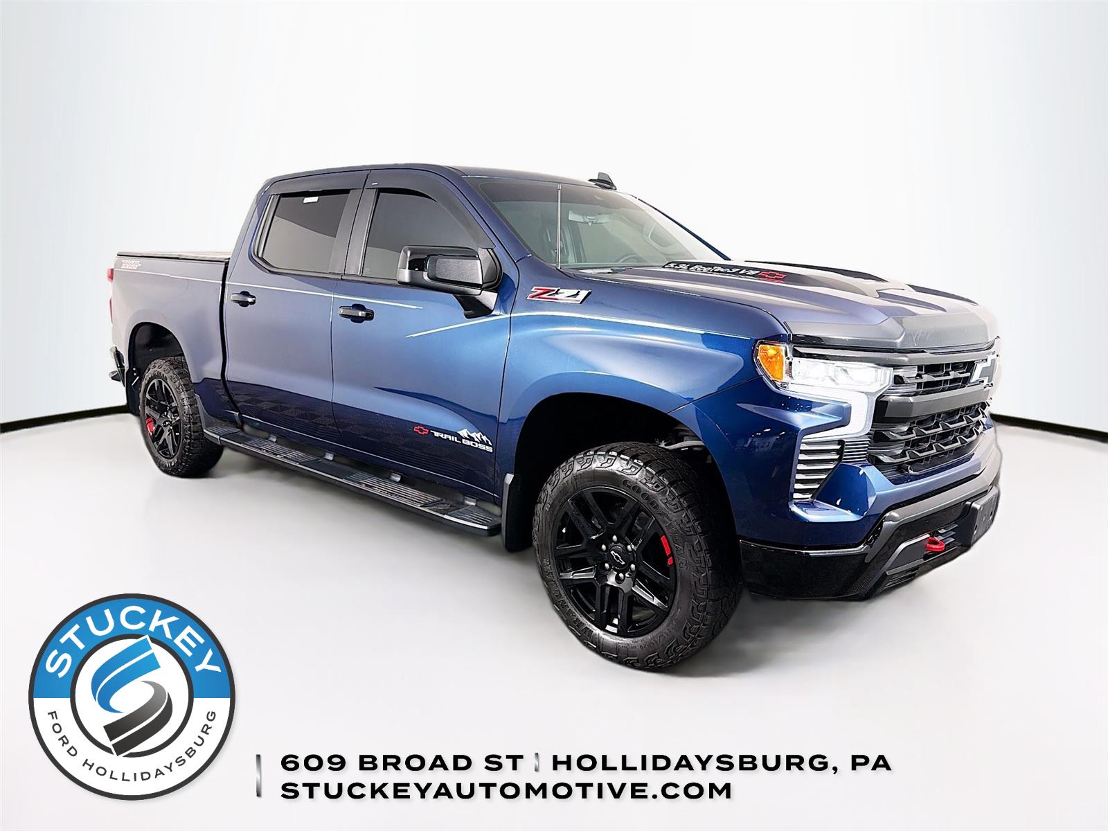 Northsky Blue Metallic 2022 Chevrolet Silverado 1500 Pickup Truck Four-Wheel Drive Automatic