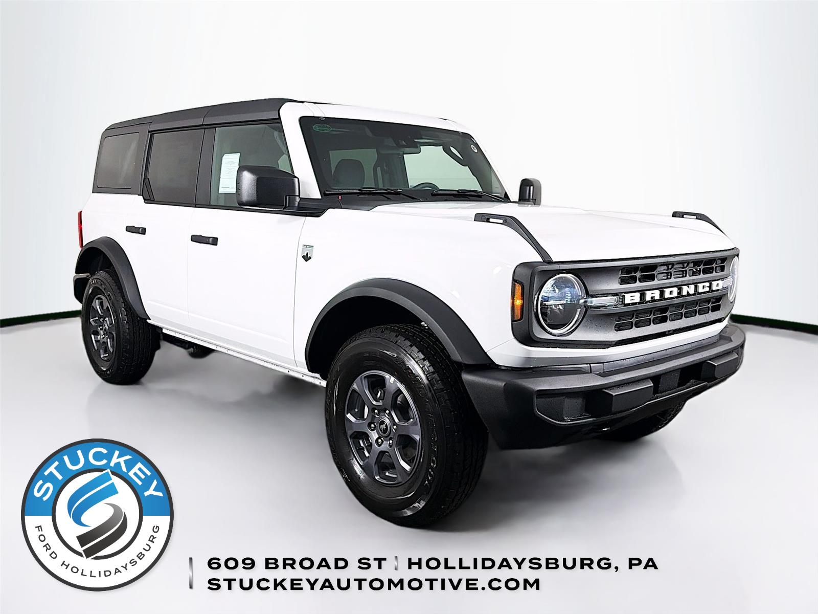 Oxford White 2026 Ford Bronco SUV / Crossover Four-Wheel Drive Automatic