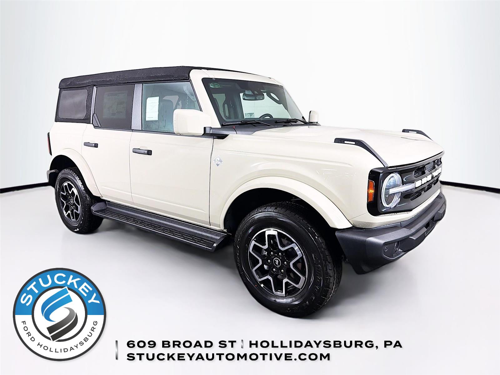 Desert Sand 2026 Ford Bronco SUV / Crossover Four-Wheel Drive Automatic