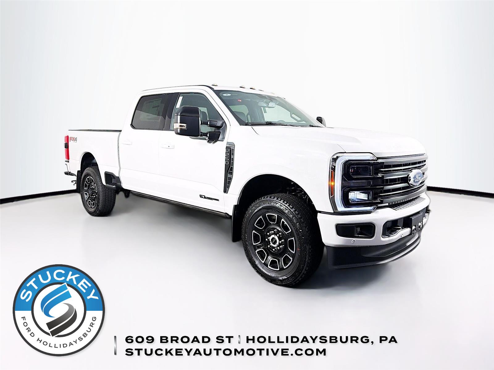 Star White Metallic Tri-Coat 2026 Ford F-250 Super Duty Pickup Truck Four-Wheel Drive Automatic