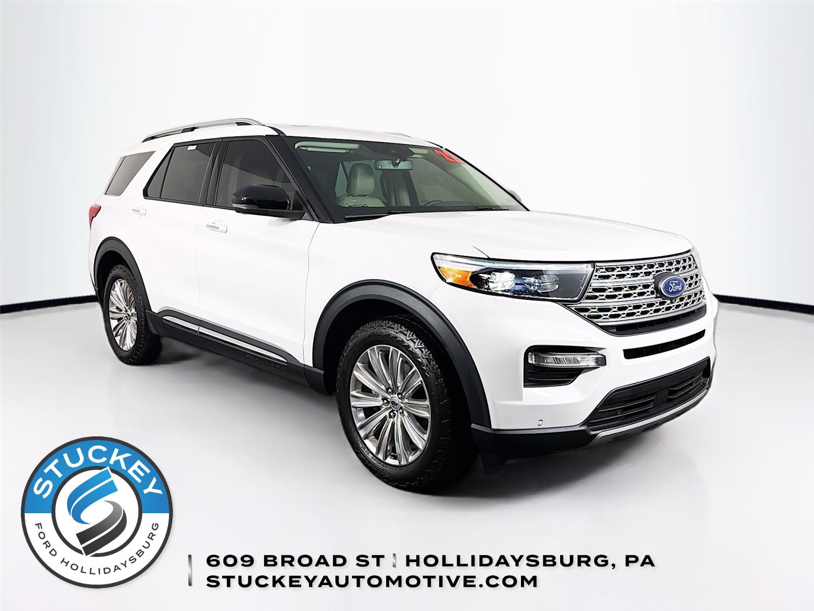 Star White Metallic Tri-Coat 2022 Ford Explorer SUV / Crossover All-Wheel Drive Automatic