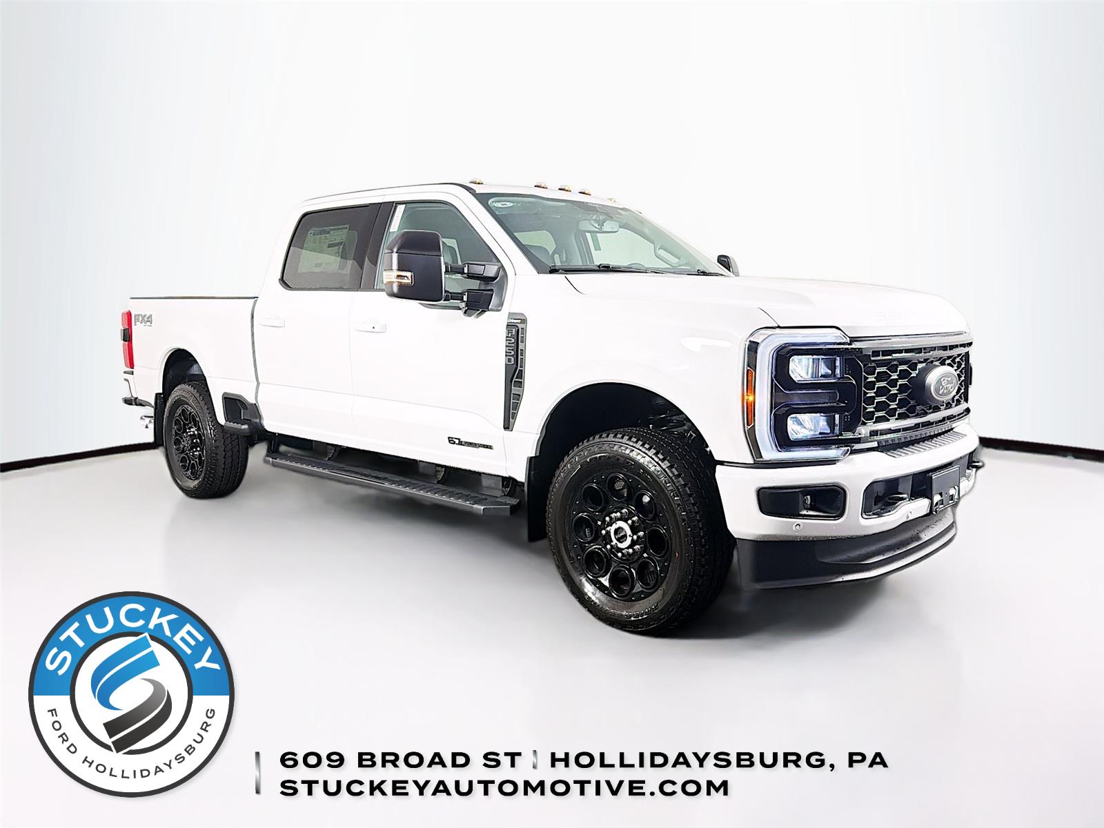 Star White Metallic Tri-Coat 2026 Ford F-250 Super Duty Pickup Truck Four-Wheel Drive Automatic