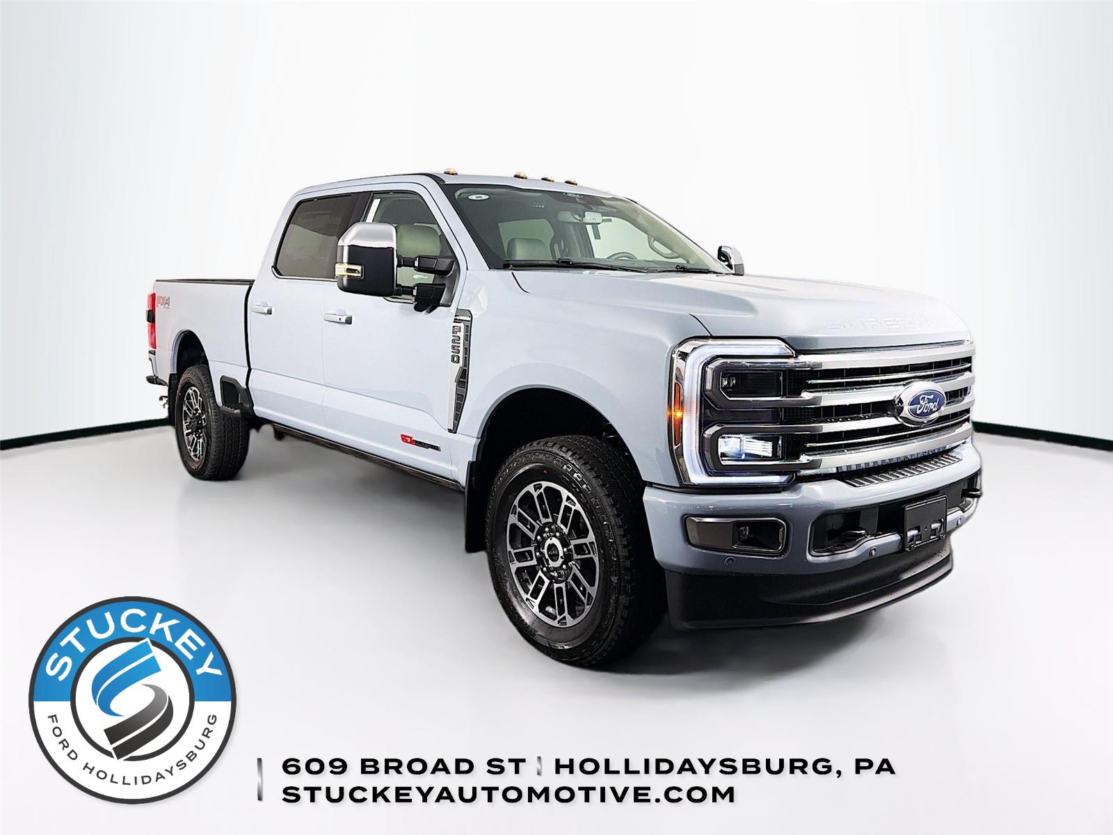 Glacier Gray Metallic Tri-Coat 2026 Ford F-250 Super Duty Pickup Truck Four-Wheel Drive Automatic