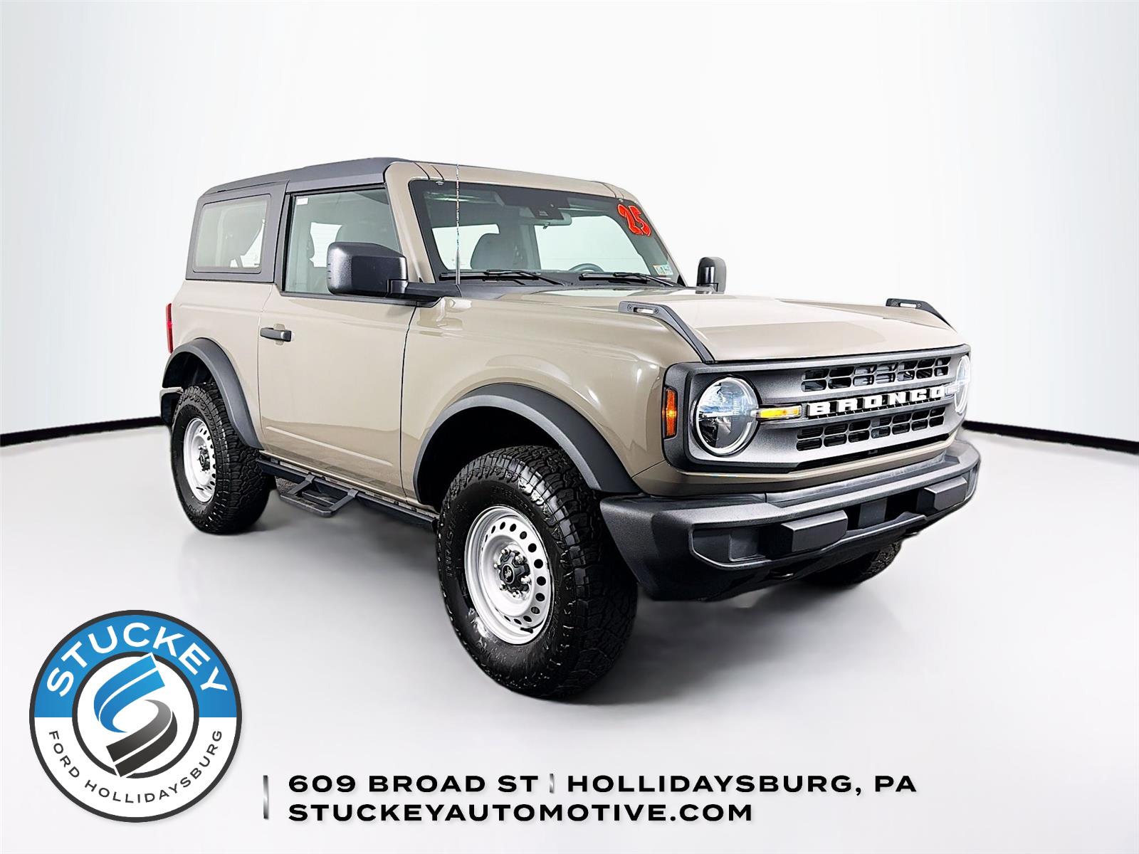Marsh Gray 2025 Ford Bronco SUV / Crossover Four-Wheel Drive Automatic
