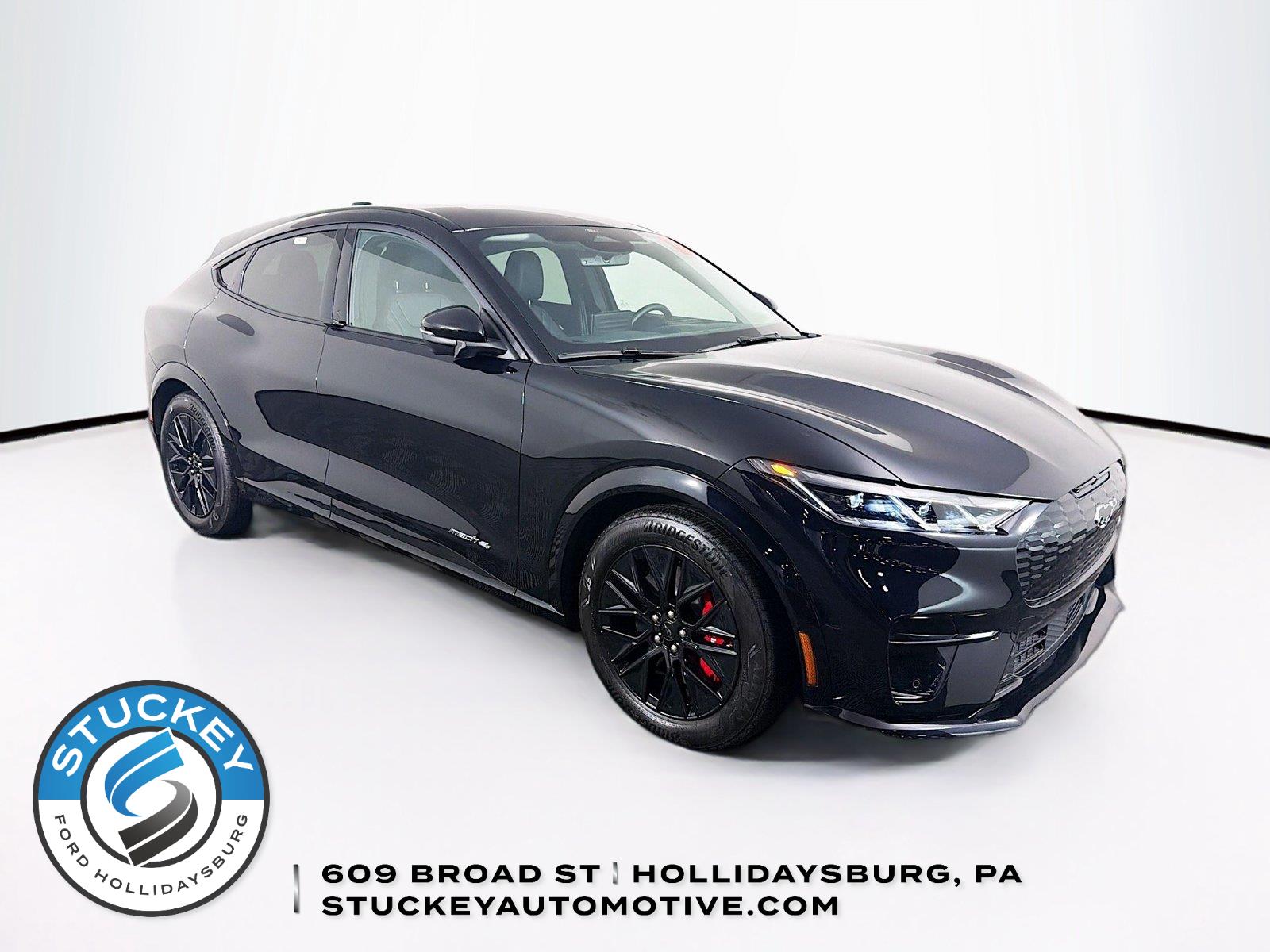 Shadow Black 2025 Ford Mustang Mach-E SUV / Crossover All-Wheel Drive 1-Speed Dual Clutch