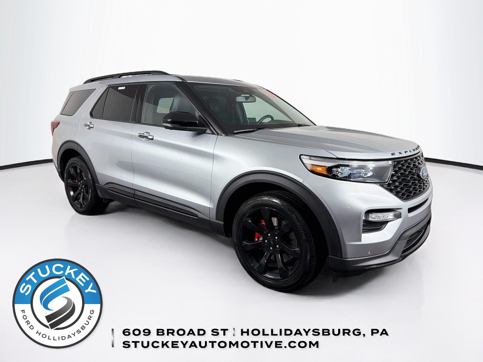 Iconic Silver 2023 Ford Explorer SUV / Crossover All-Wheel Drive Automatic