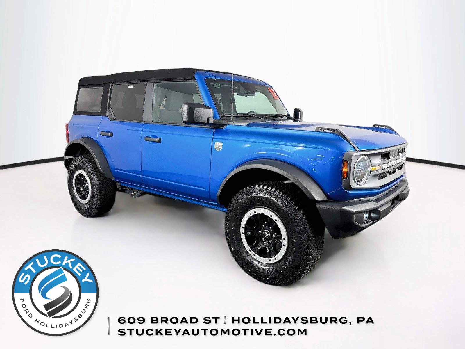 Velocity Blue 2023 Ford Bronco SUV / Crossover Four-Wheel Drive Automatic