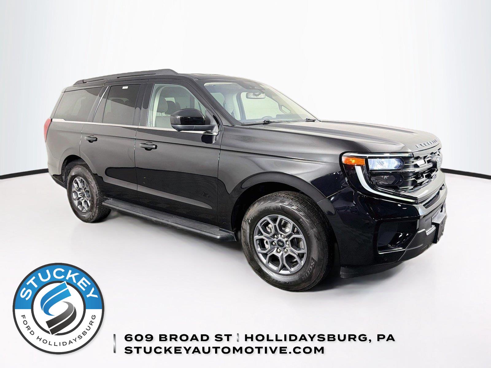 Agate Black 2025 Ford Expedition SUV / Crossover Four-Wheel Drive Automatic