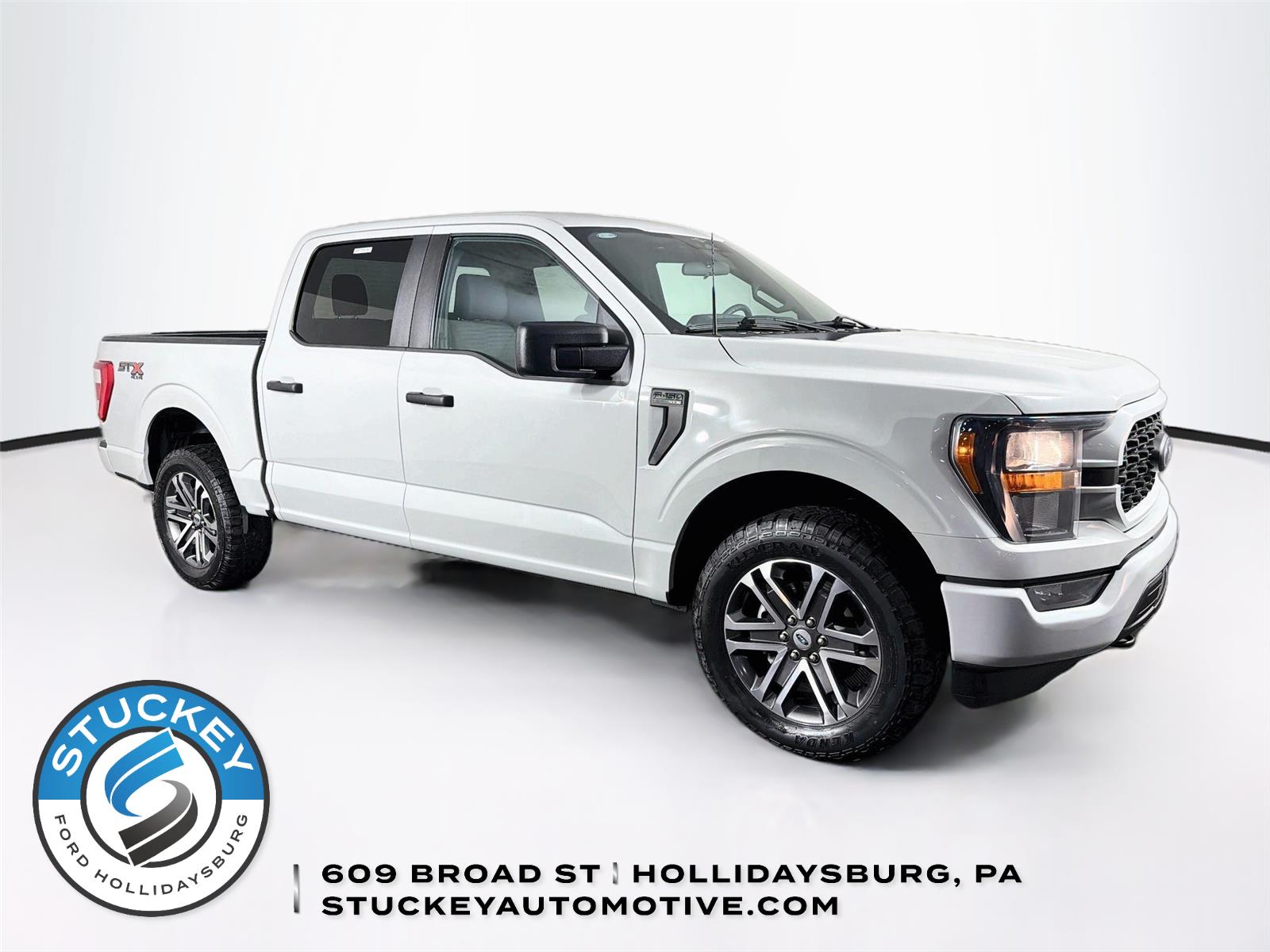 2023 Ford F-150 XL SuperCrew 4WD
