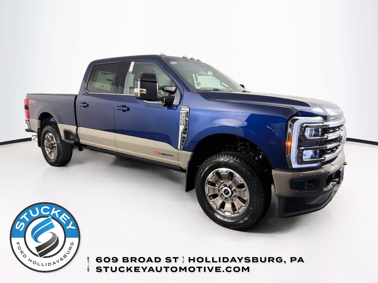 Neptune Blue/Marsh Gray 2027 Ford F-250 Super Duty Pickup Truck Four-Wheel Drive Automatic