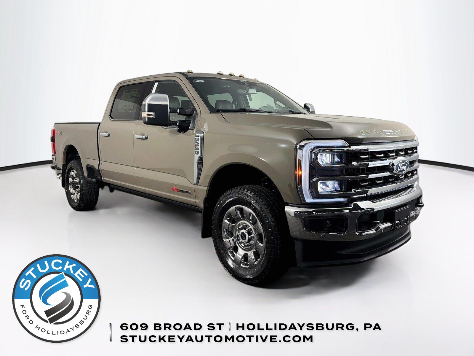 Marsh Gray 2027 Ford F-250 Super Duty Pickup Truck Four-Wheel Drive Automatic