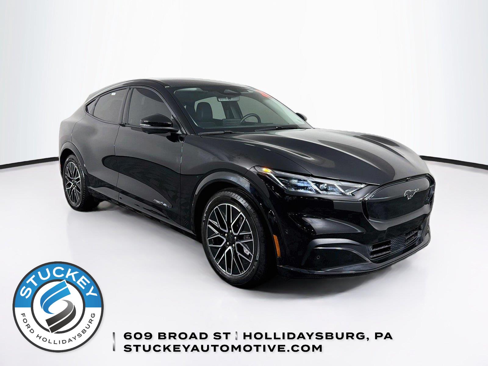  2024 Ford Mustang Mach-E Premium AWD   