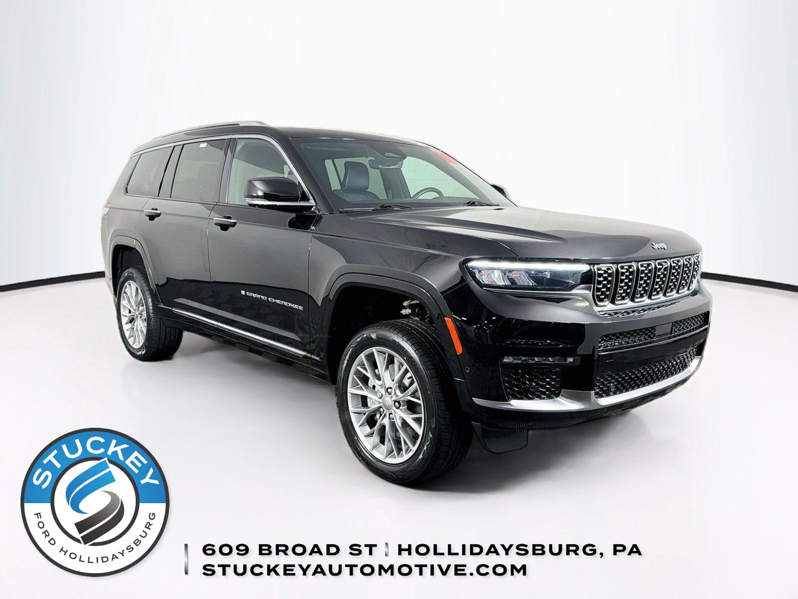  2023 Jeep Grand Cherokee L Summit 4WD   