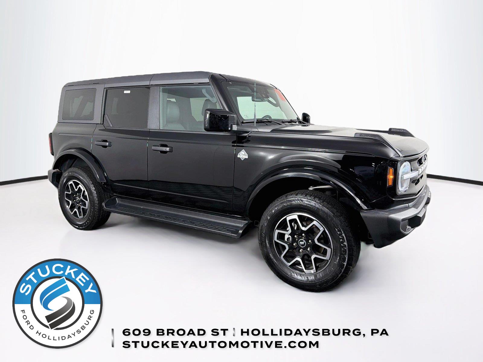 2026 Ford Bronco Outer Banks 4-Door 4WD