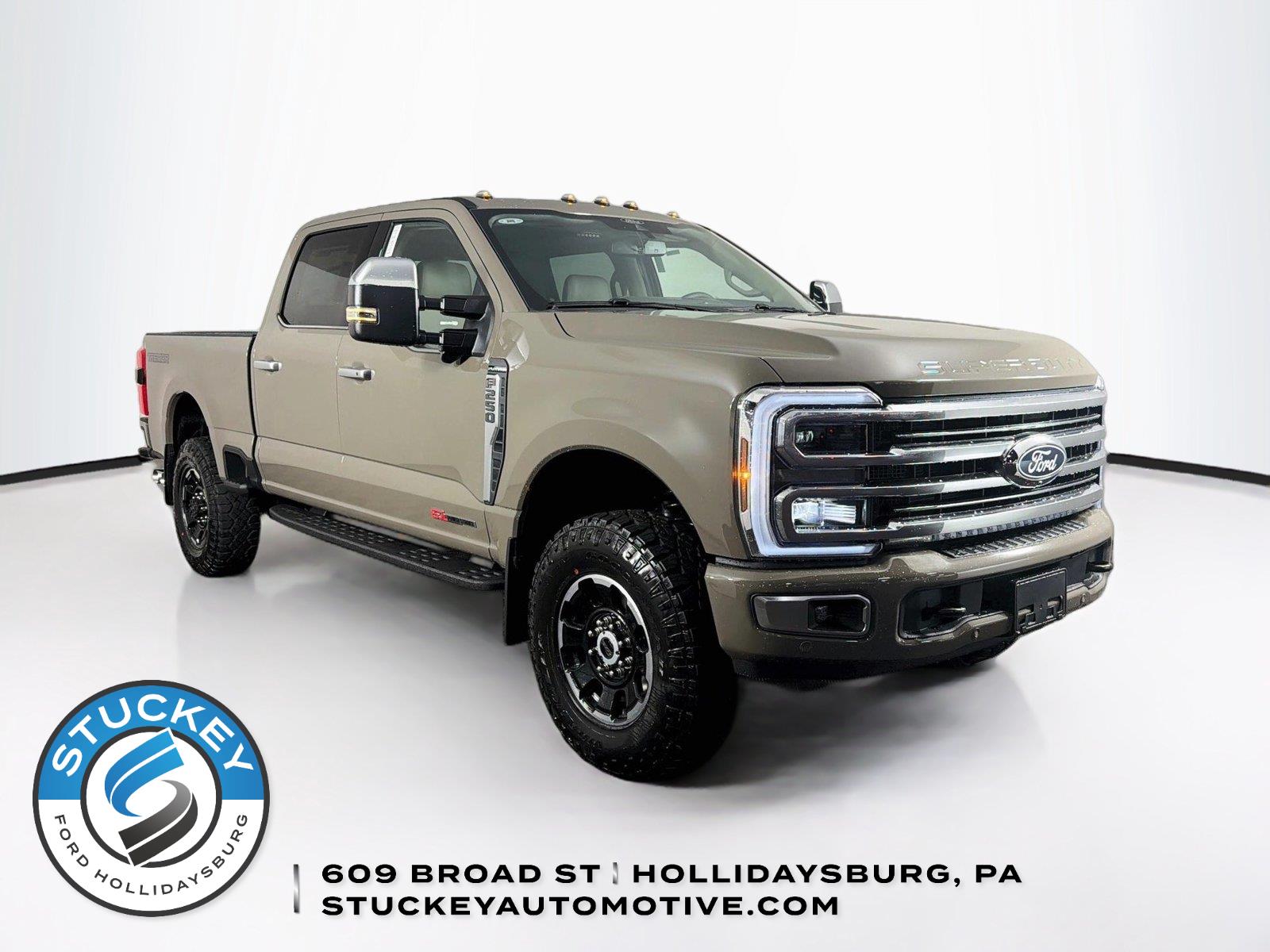 Marsh Gray 2027 Ford F-250 Super Duty Pickup Truck Four-Wheel Drive Automatic