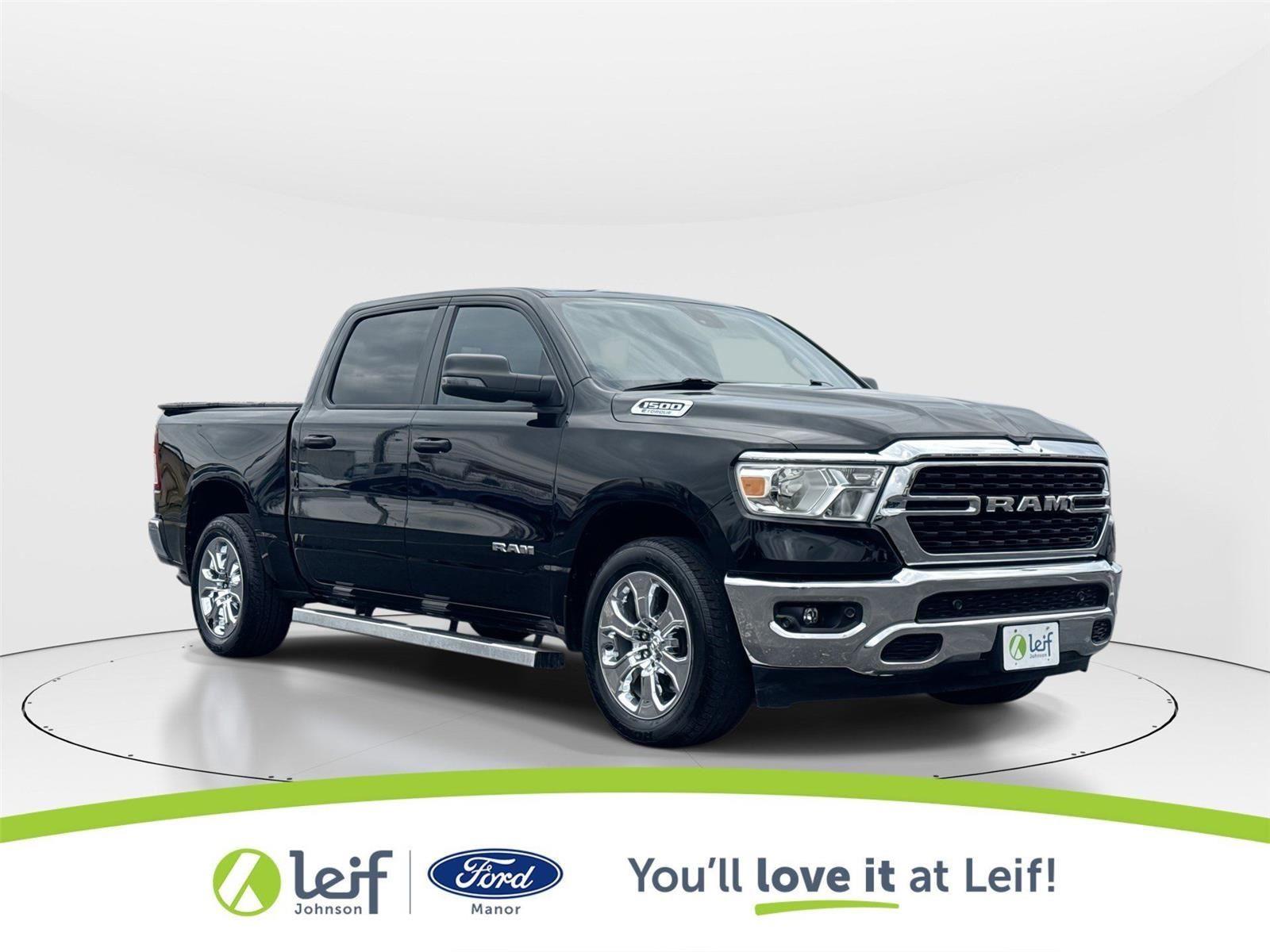 Diamond Black Crystal Pearlcoat 2024 RAM 1500 Lone Star Crew Cab RWD Pickup Truck 4X2 8-Speed Automatic