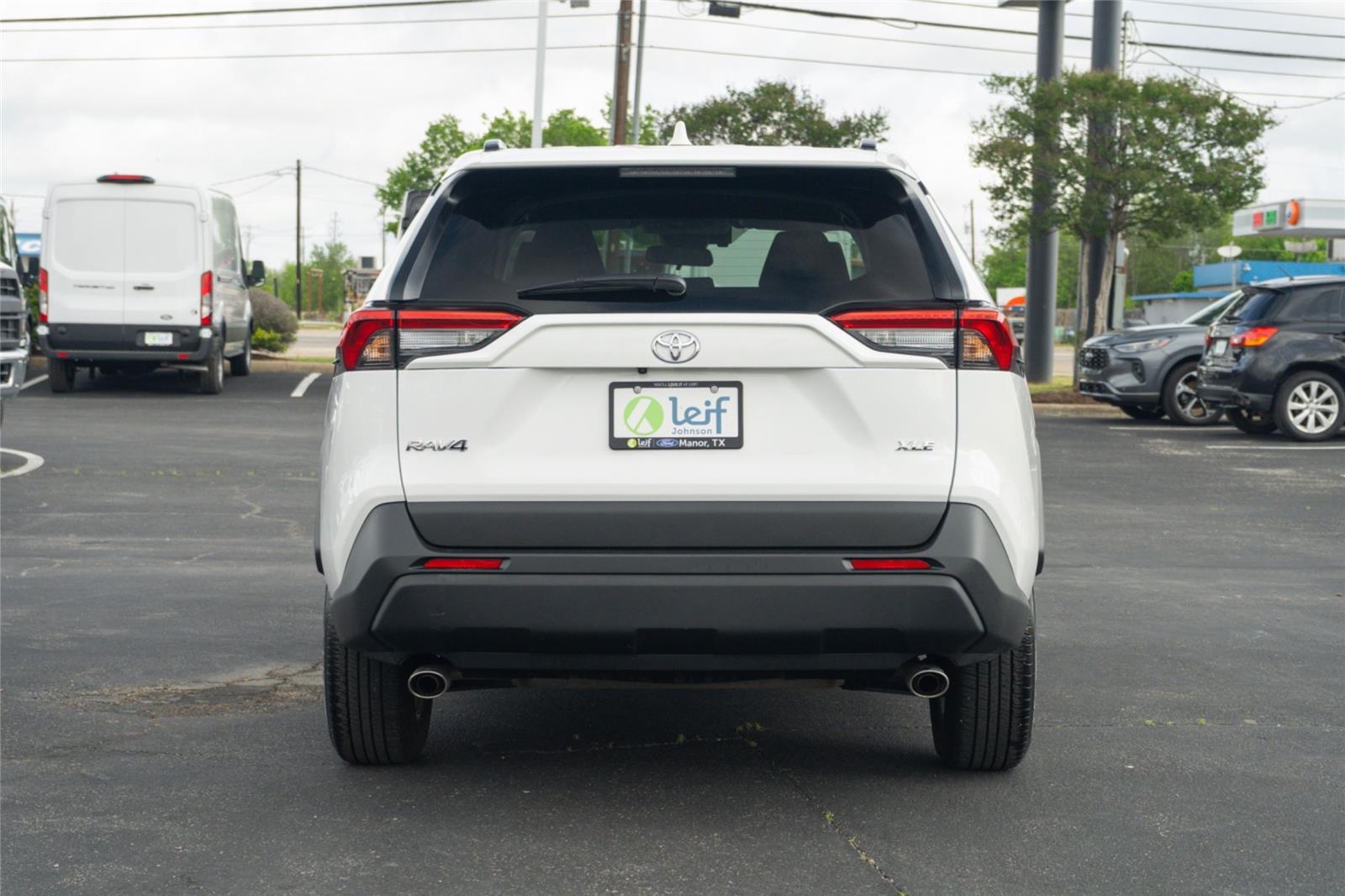View vehicle photo 6
