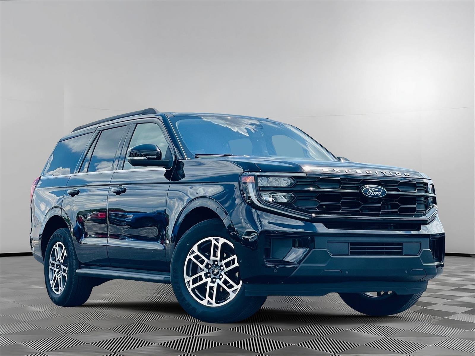 Agate Black 2025 Ford Expedition Active RWD SUV / Crossover 4X2 Automatic