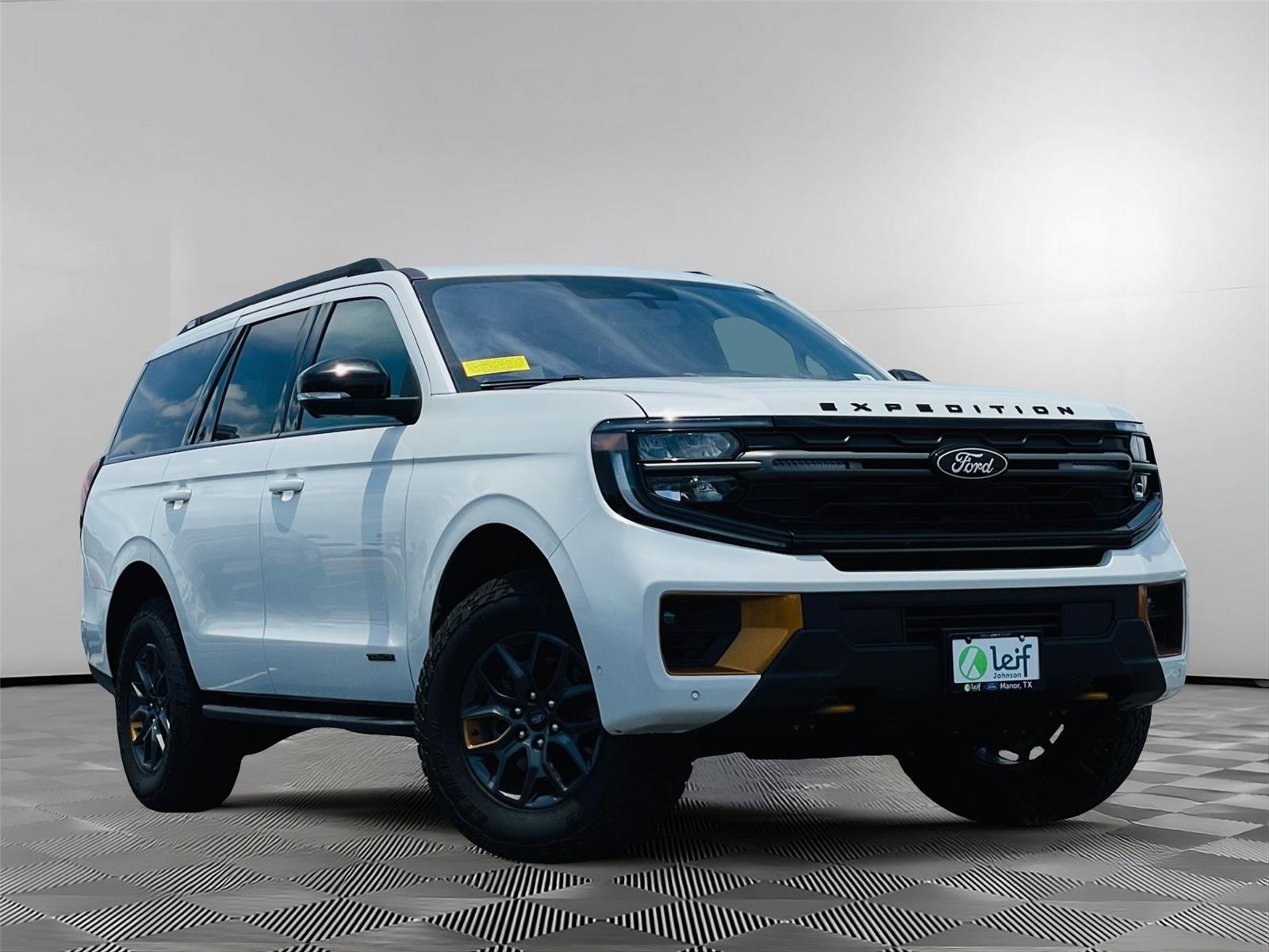 Star White Metallic Tri-Coat 2025 Ford Expedition SUV / Crossover Four-Wheel Drive Automatic