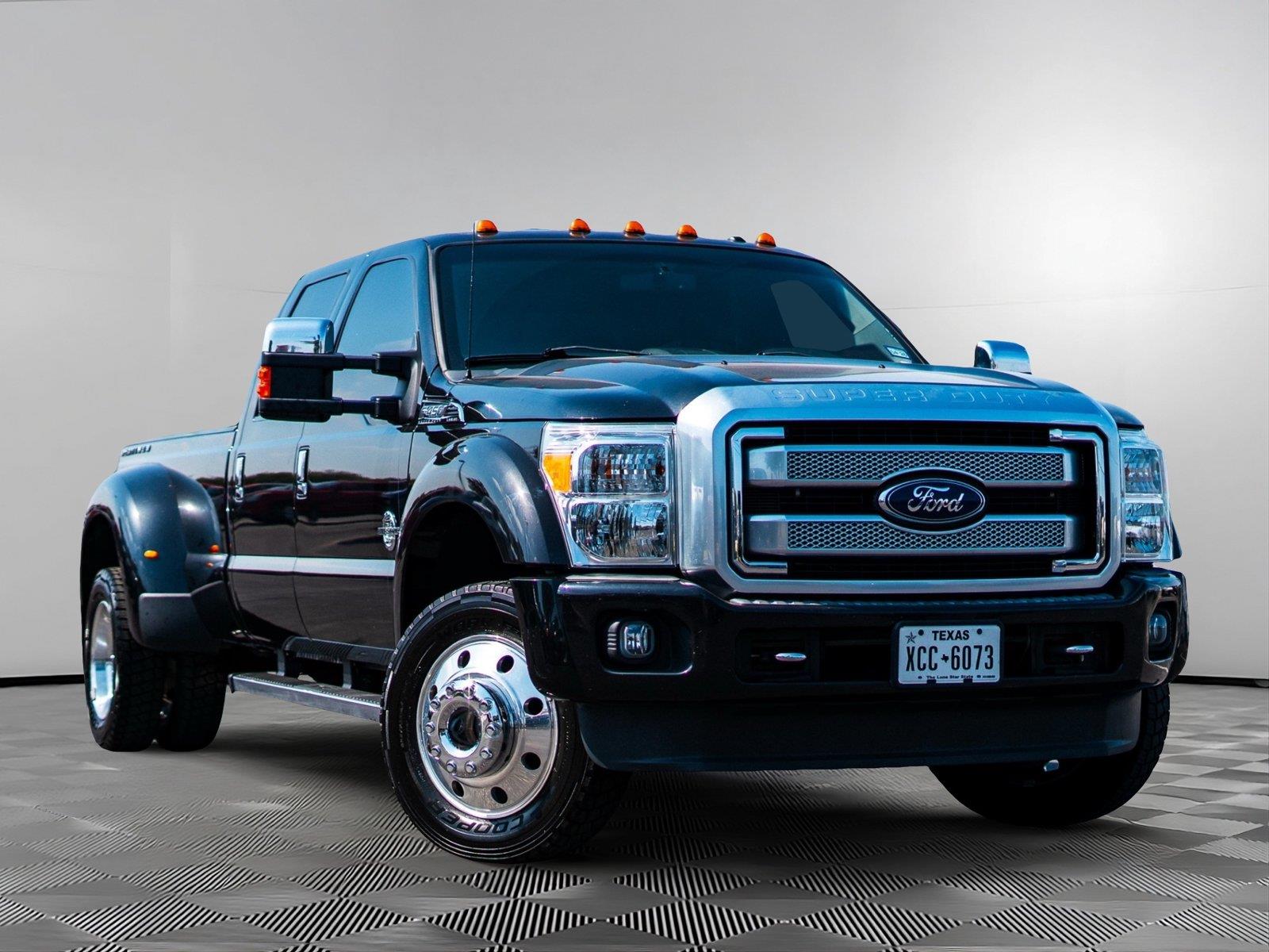 2015 Ford F-450 Super Duty Platinum Crew Cab LB DRW 4WD
